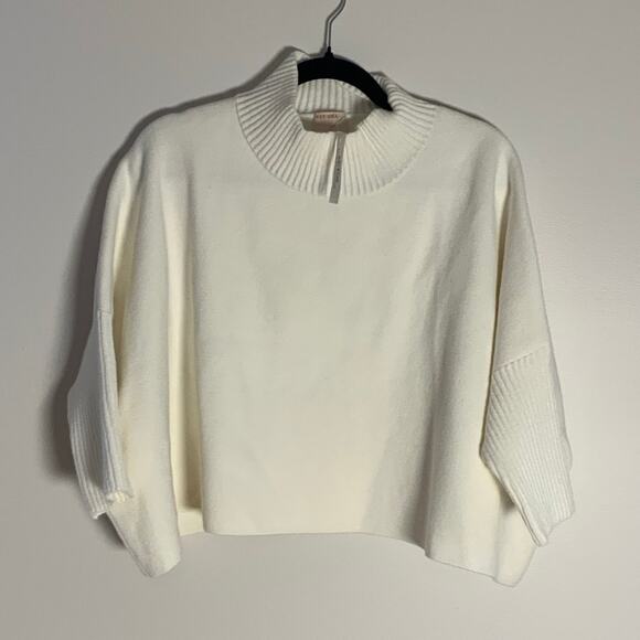 Kerisma Aja Sweater NWT Mock Neck Cropped One Size - Picture 3 of 8
